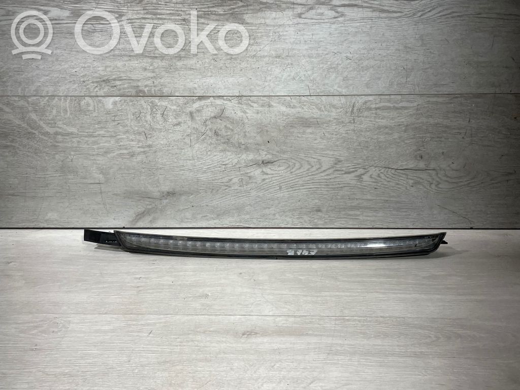 BMW 3 E46 Third/center stoplight 