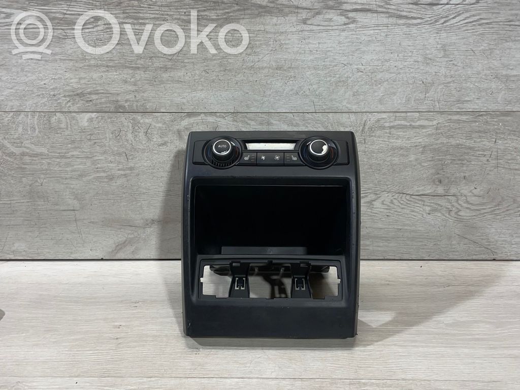 BMW X5 E70 Climate control unit 