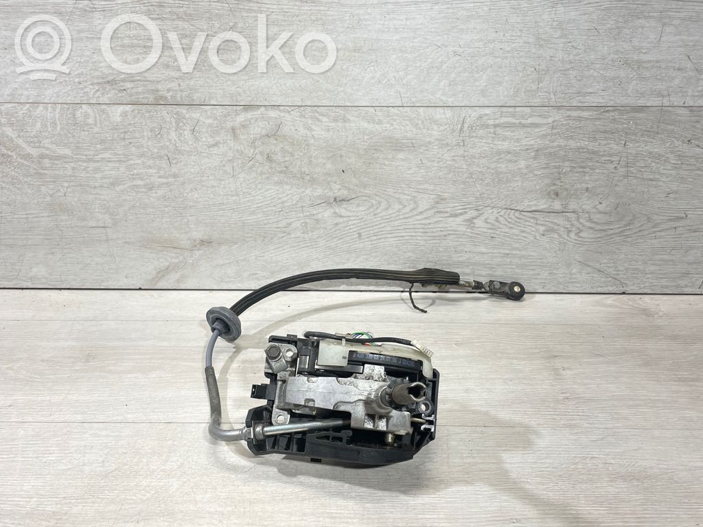 BMW X3 E83 Gear shifter/selector 