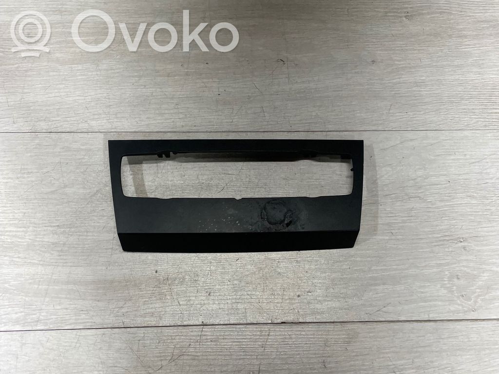 BMW 3 E90 E91 Panel trim 