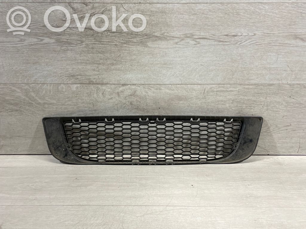 BMW X3 E83 Front bumper lower grill 