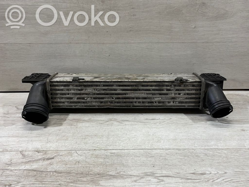 BMW 3 E90 E91 Intercooler radiator 
