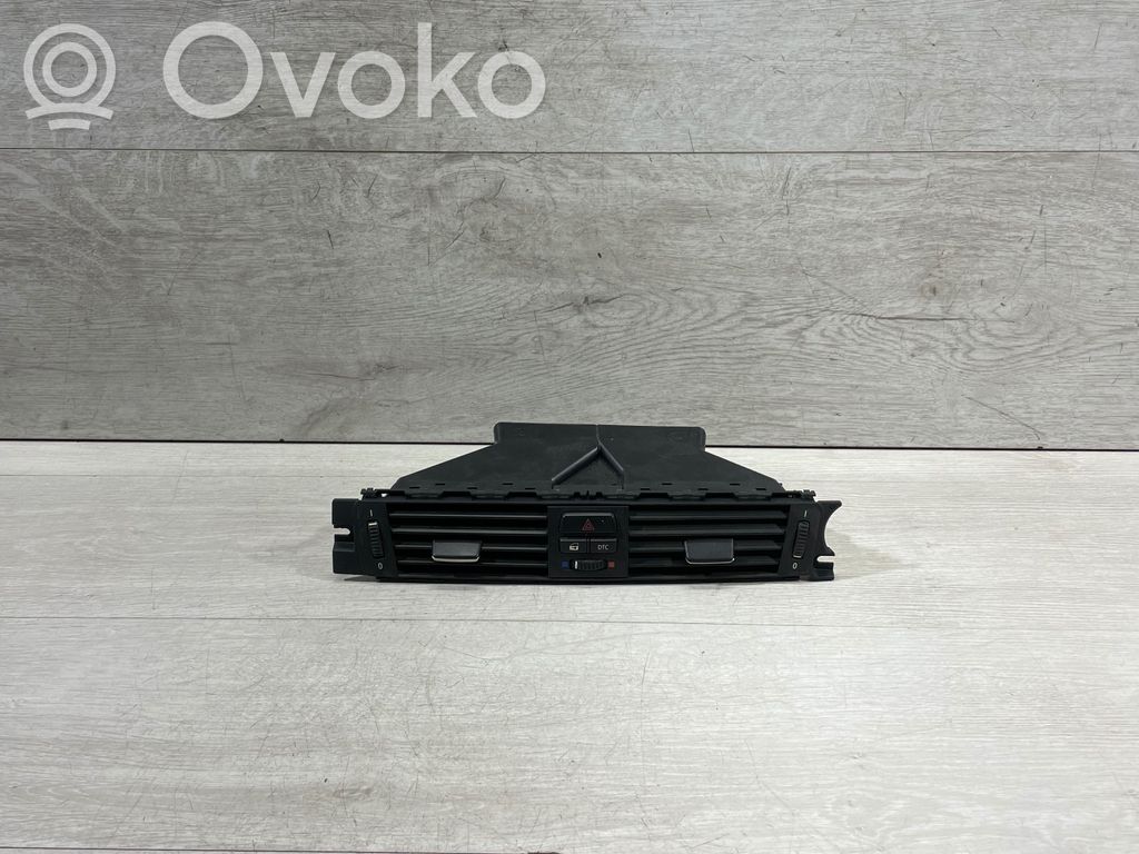 BMW 3 E92 E93 Centrinės oro grotelės 