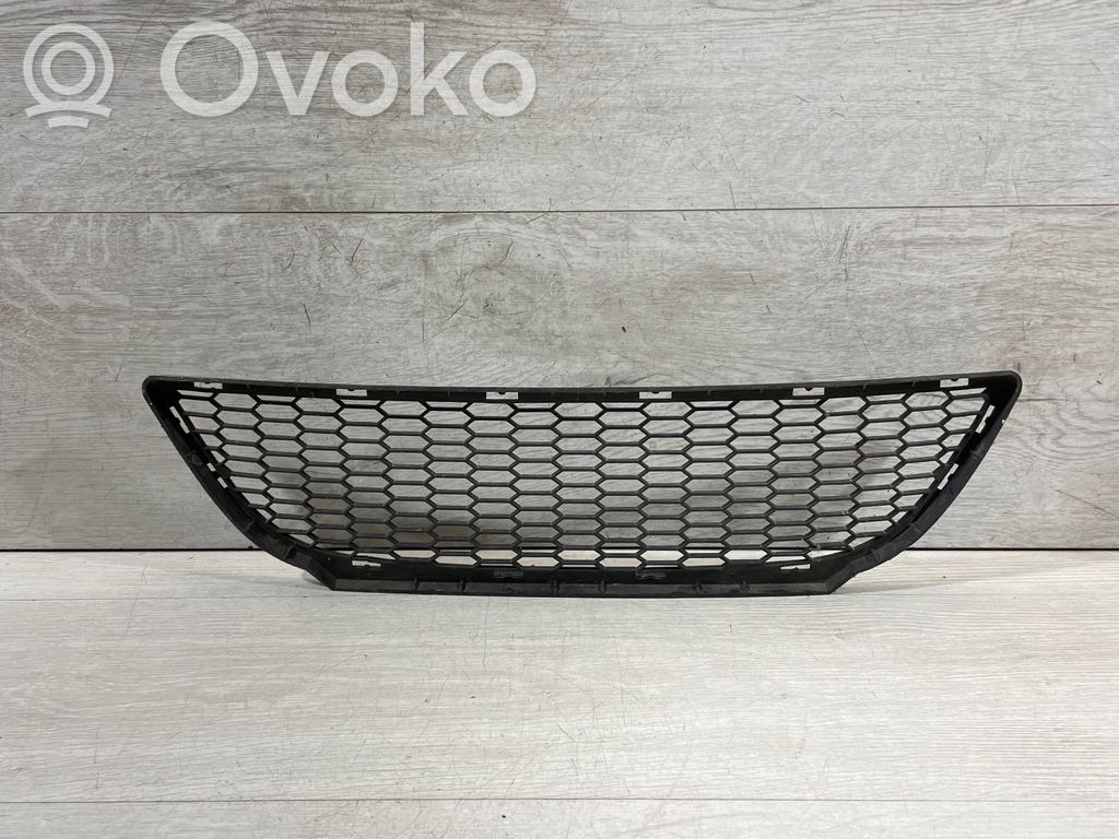 BMW 3 E90 E91 Front bumper lower grill 