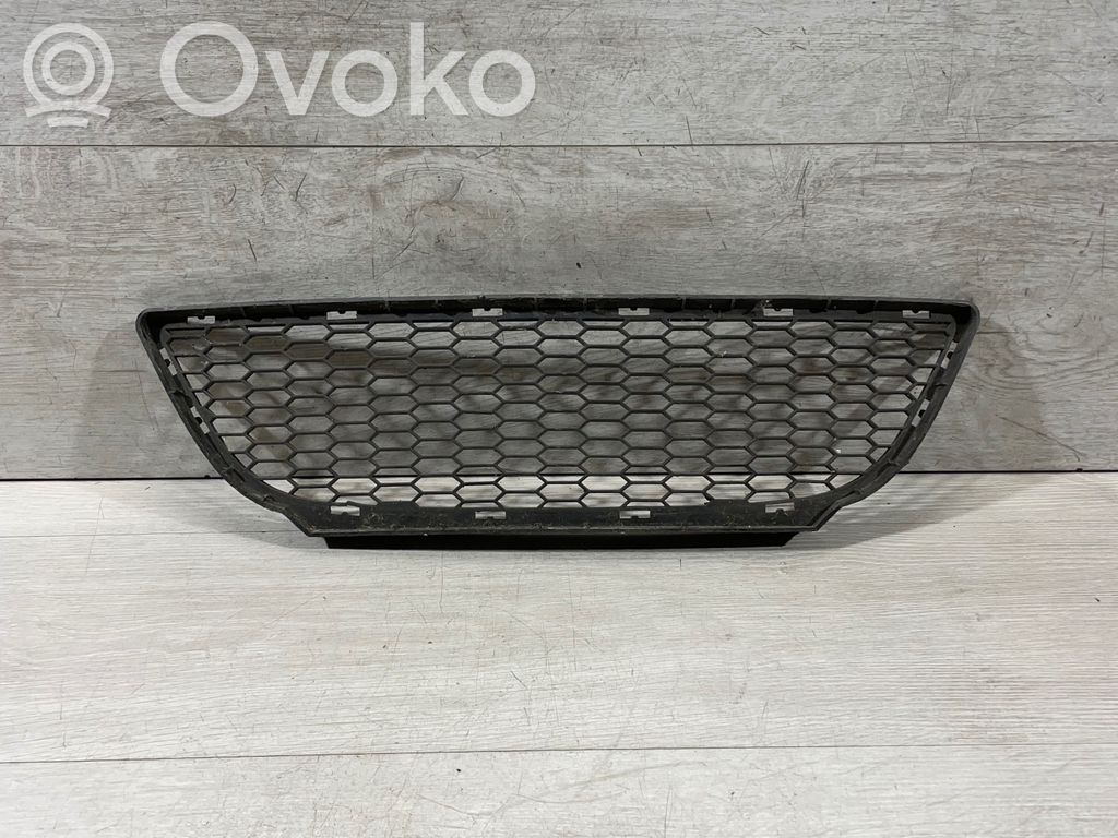 BMW 3 E90 E91 Front bumper lower grill 