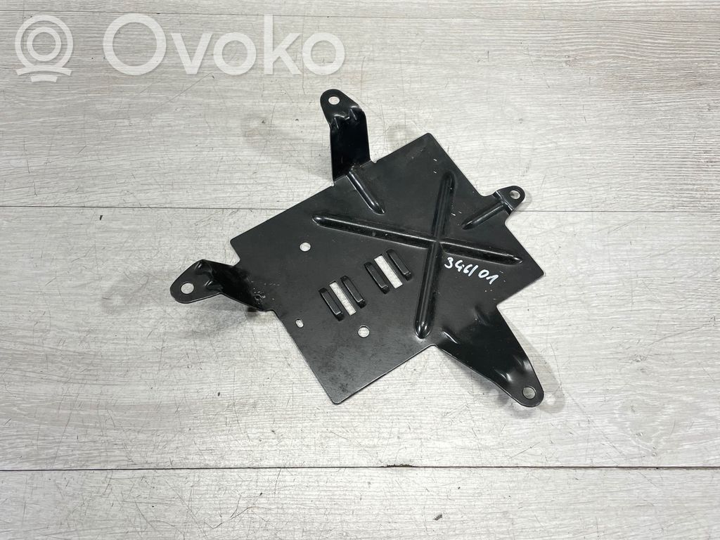 BMW X3 E83 Garso stiprintuvo laikiklis 