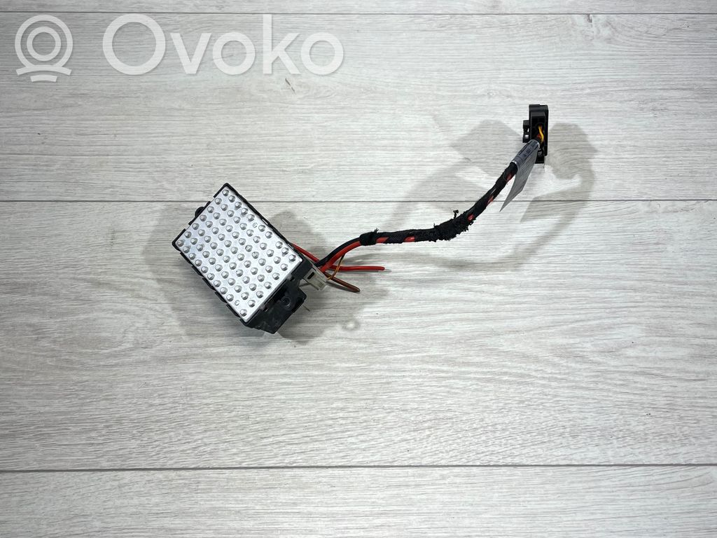 BMW 5 E60 E61 Pečiuko ventiliatoriaus reostatas (reustatas) 