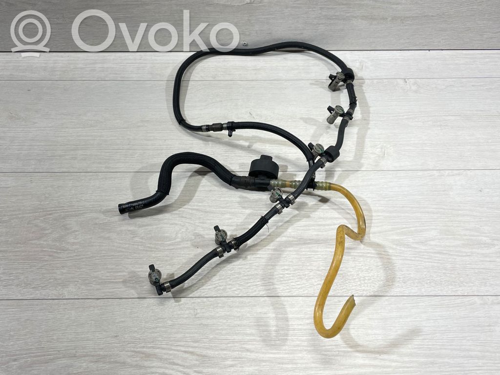 Fuel return line/hose   7799869,7799973