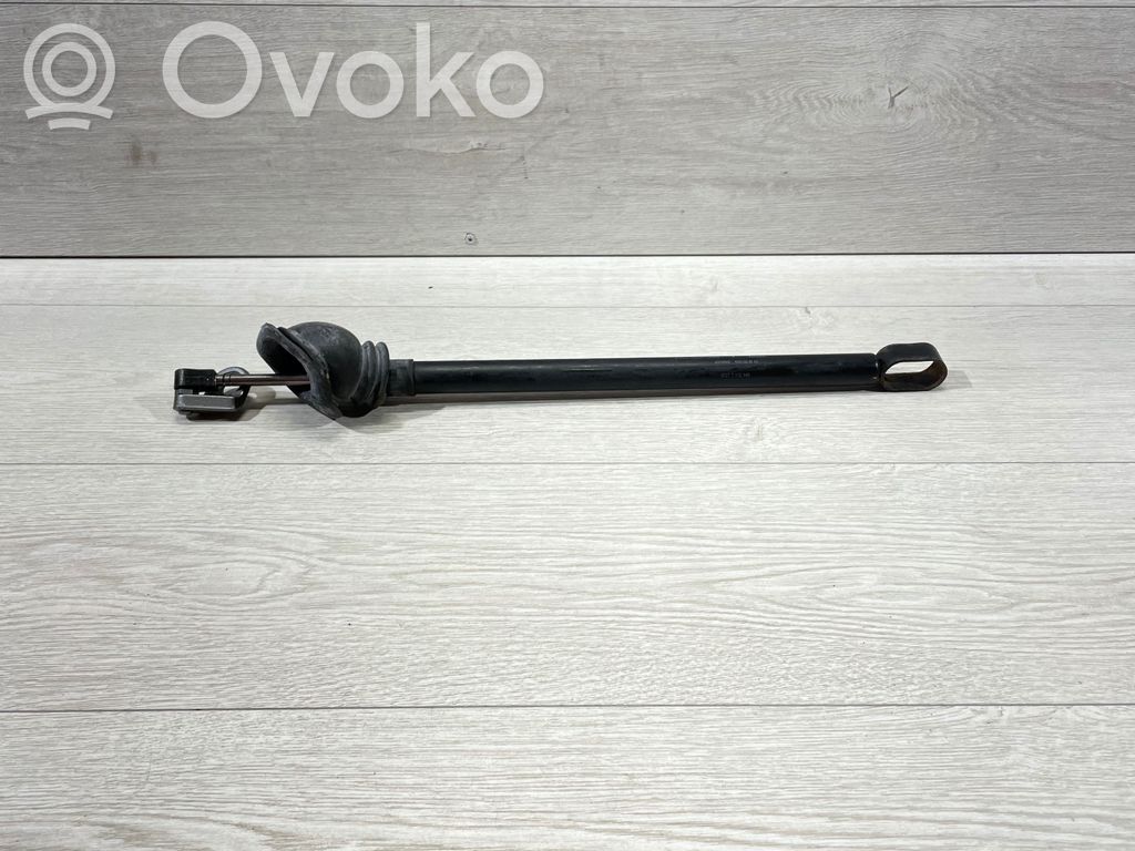 BMW 7 E65 E66 Etuoven pidätin 