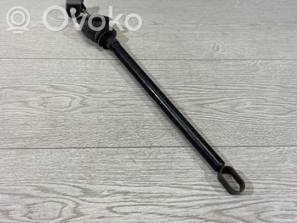 BMW 7 E65 E66 Etuoven pidätin 