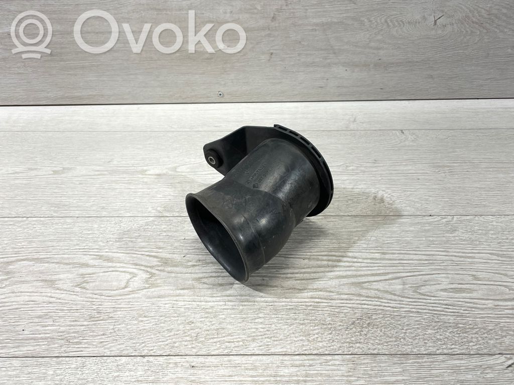 BMW 5 E60 E61 Air intake hose/pipe 