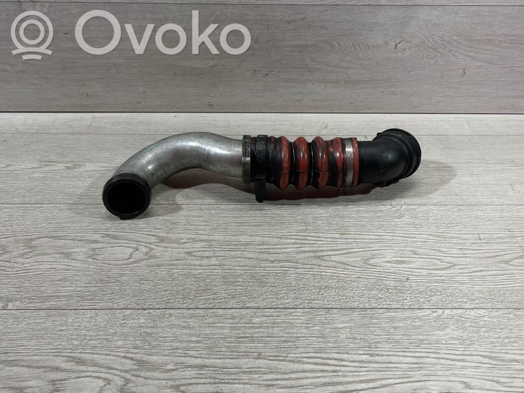 Intercooler hose/pipe   7796301
