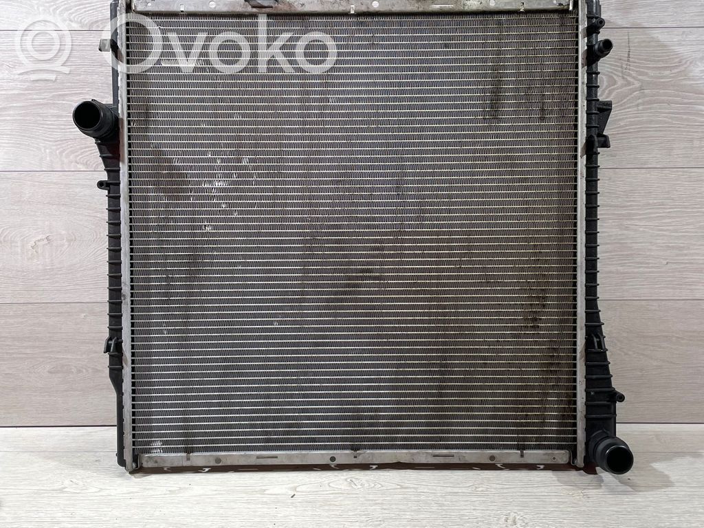 BMW 5 E39 Coolant radiator 