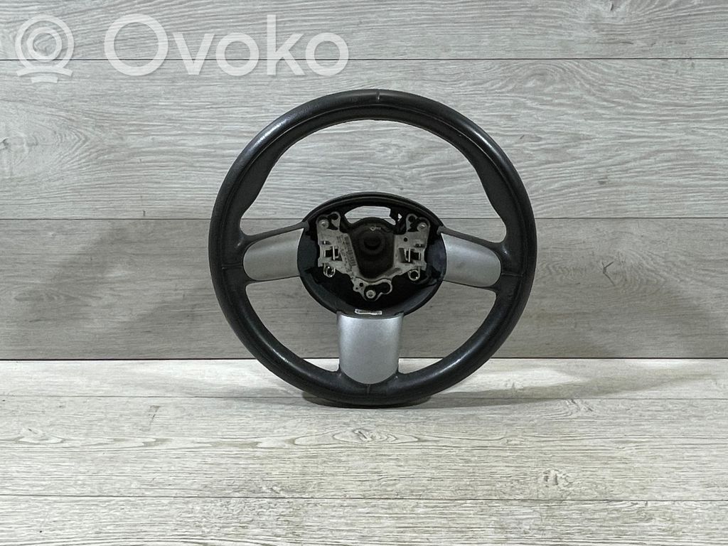 Ohjauspyörä   6762457