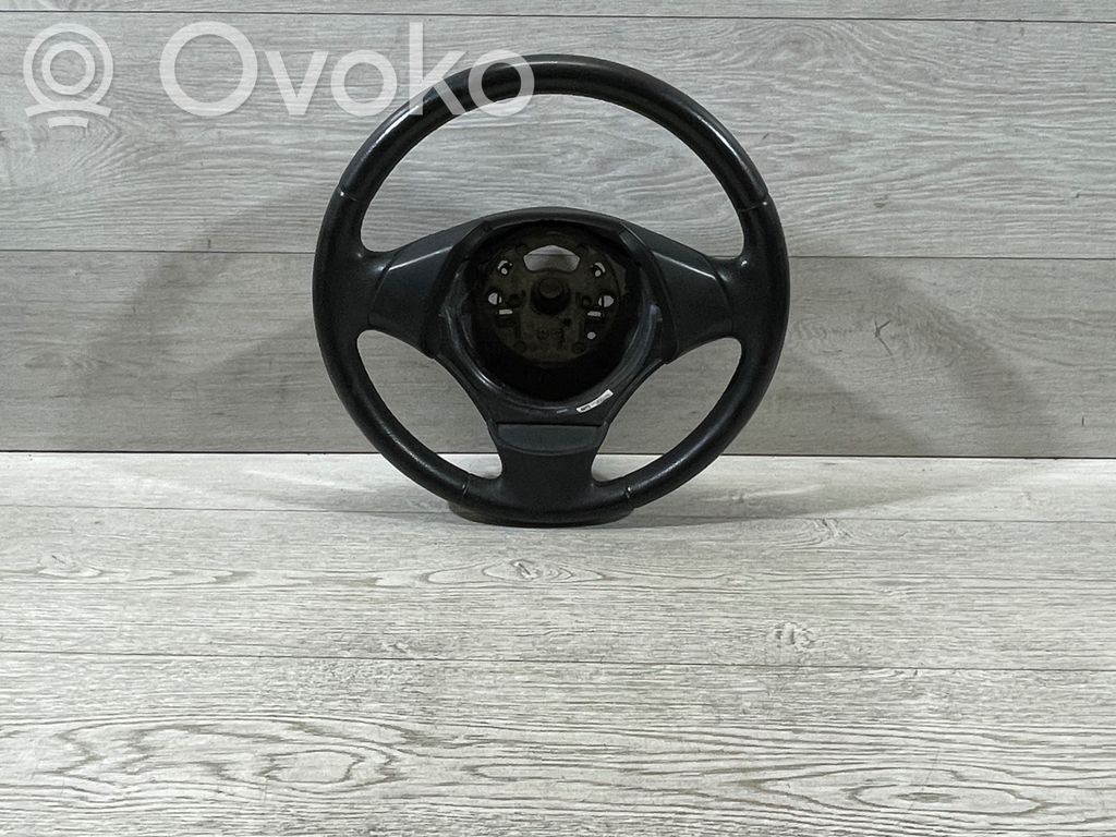 Ohjauspyörä   6764546