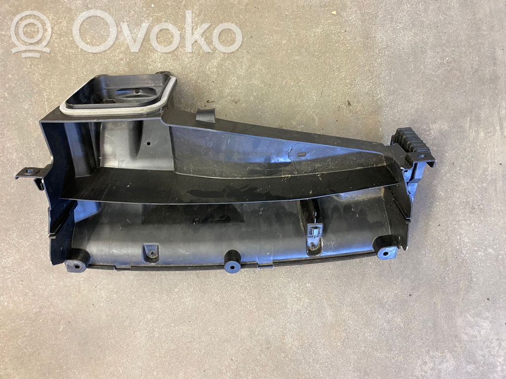 BMW i3 Ohjaamon sisäilman ilmakanava 