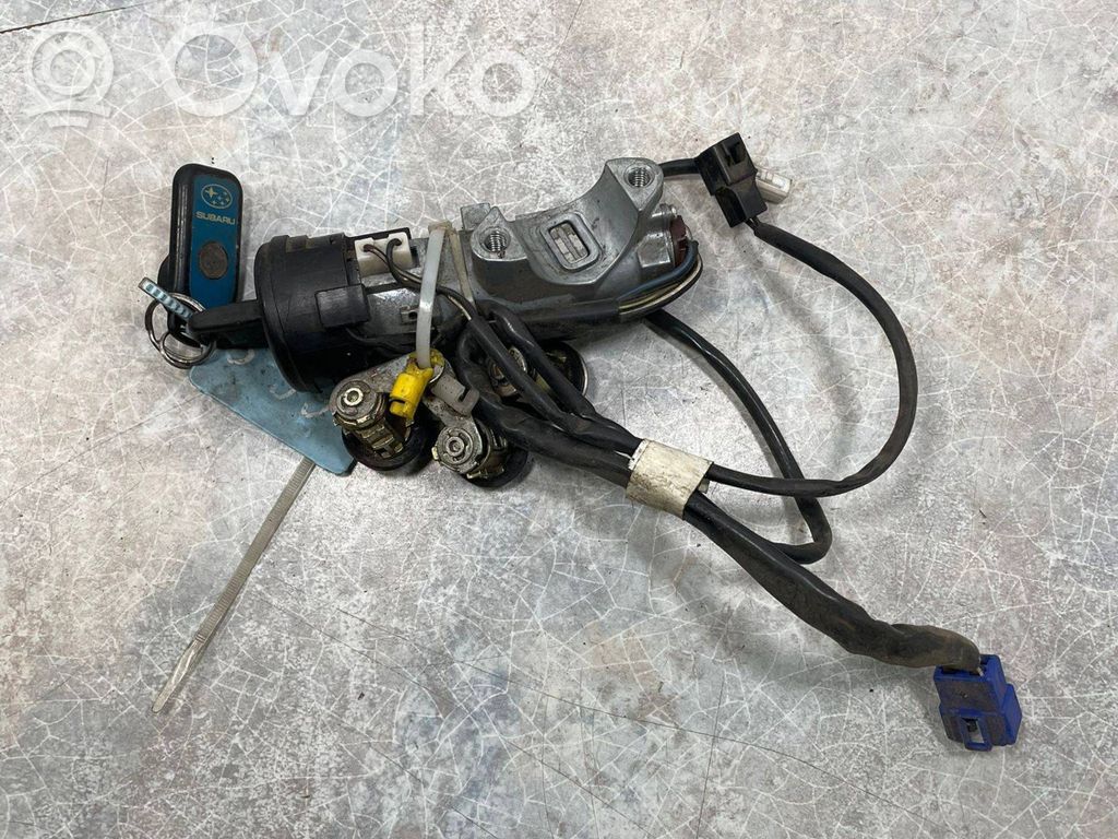Subaru Legacy Užvedimo spynelė 