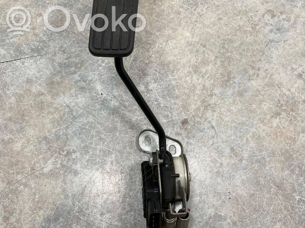 Subaru Legacy Gaspedal 