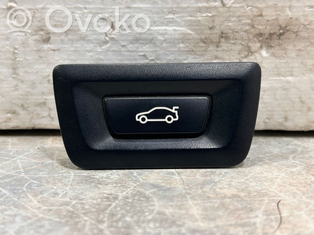 BMW 5 F10 F11 Interruptor para abrir la puerta trasera 
