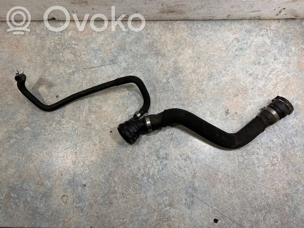 Engine coolant pipe/hose   8611672