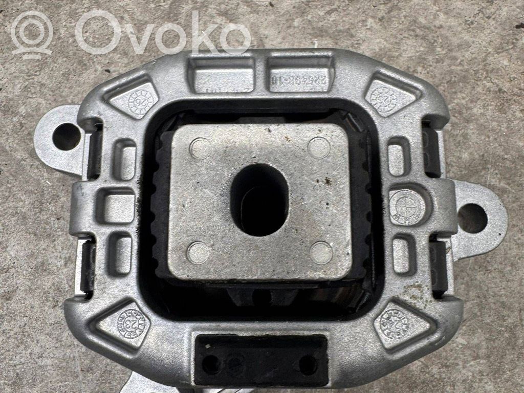 BMW X1 U11 Engine mount bracket 