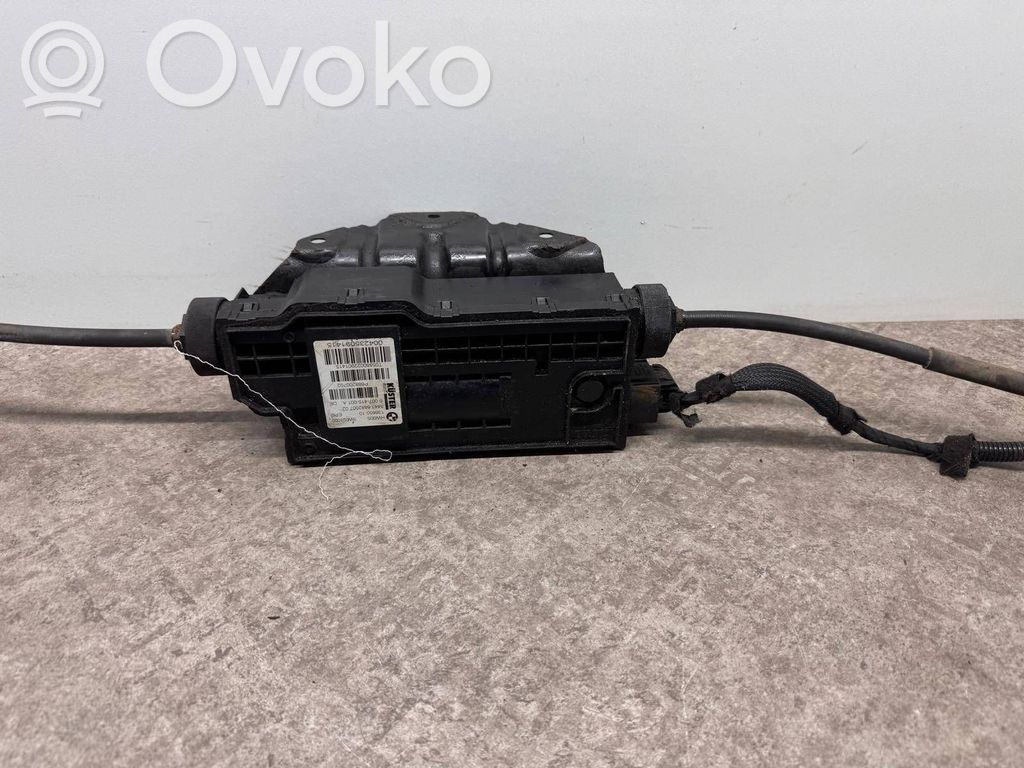 Module de commande de frein à main   6882007,6874220