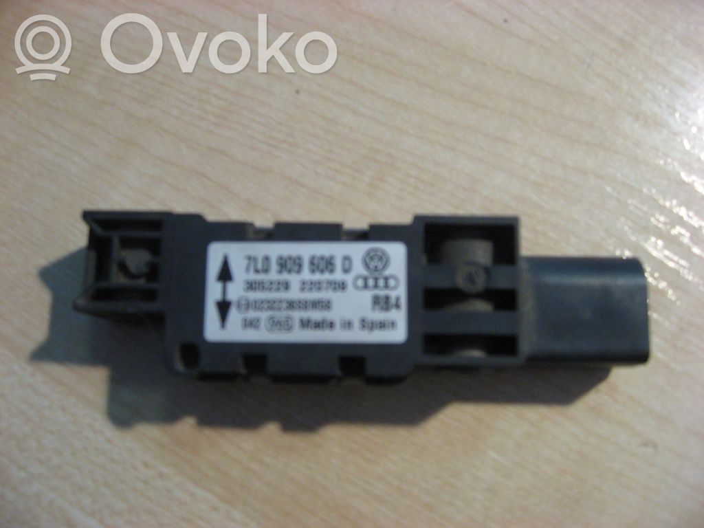 Airbagsensor Crashsensor Drucksensor   7L0909606D