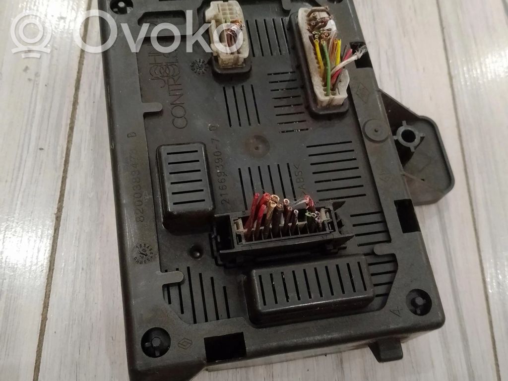 Renault Clio III Sonstige Steuergeräte / Module 