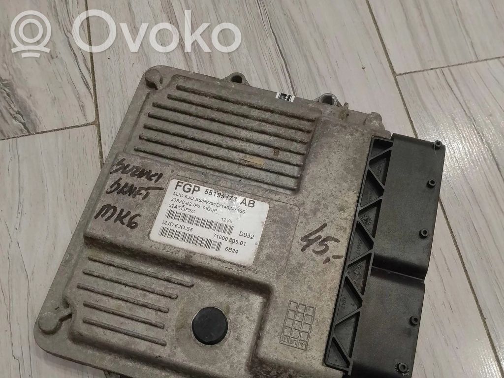 Suzuki Swift I Engine control unit/module ECU 