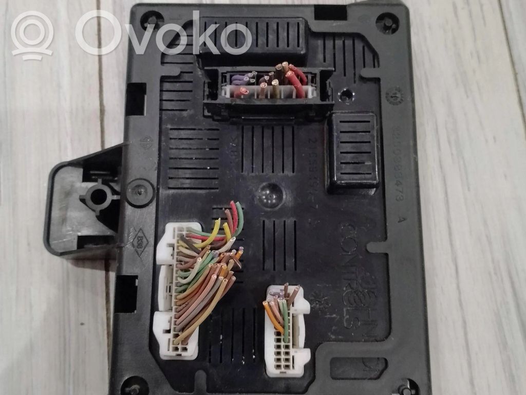 Renault Clio III Komfortsteuergerät Bordnetzsteuergerät 
