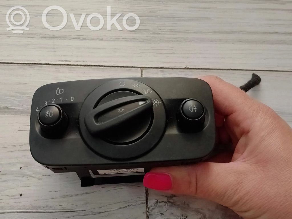 Ford Ecosport Light switch 