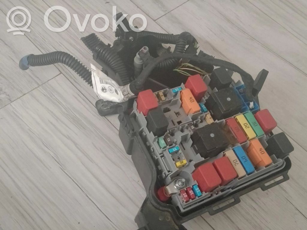 Alfa Romeo Giulietta Skrzynka bezpieczników / Komplet 