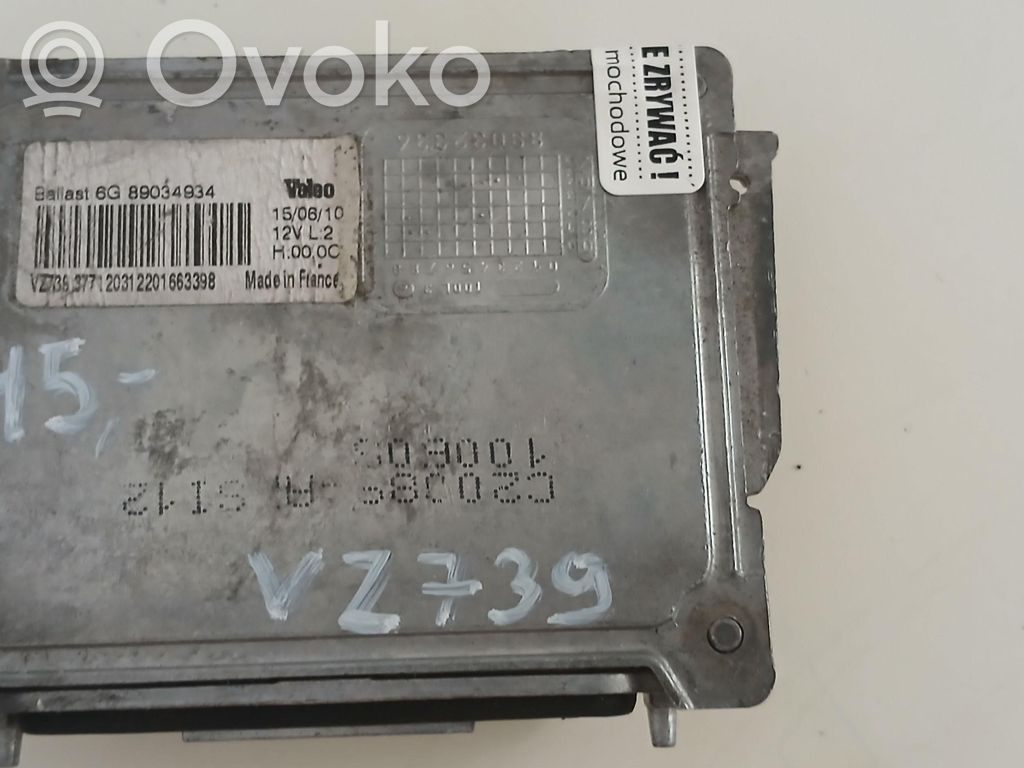Renault Clio IV Light module LCM 