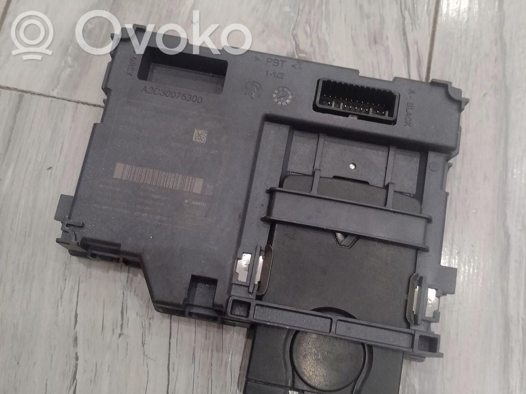Renault Clio IV Ignition key card reader 