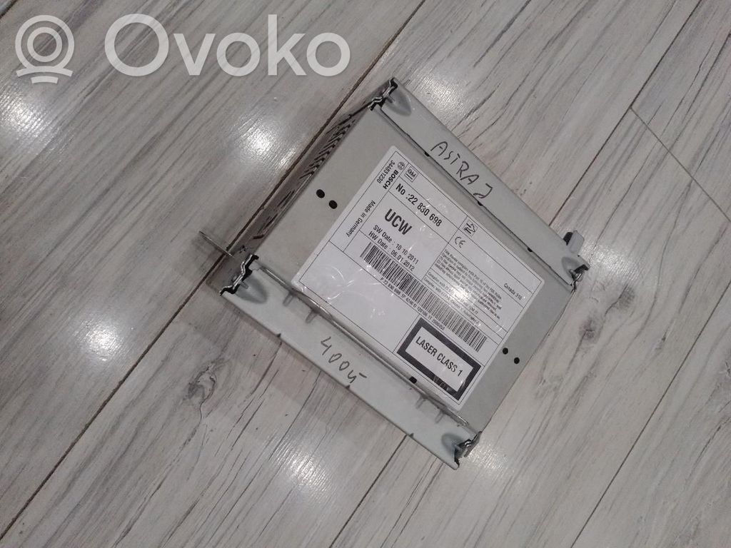 Opel Astra J Radio/CD/DVD/GPS head unit 