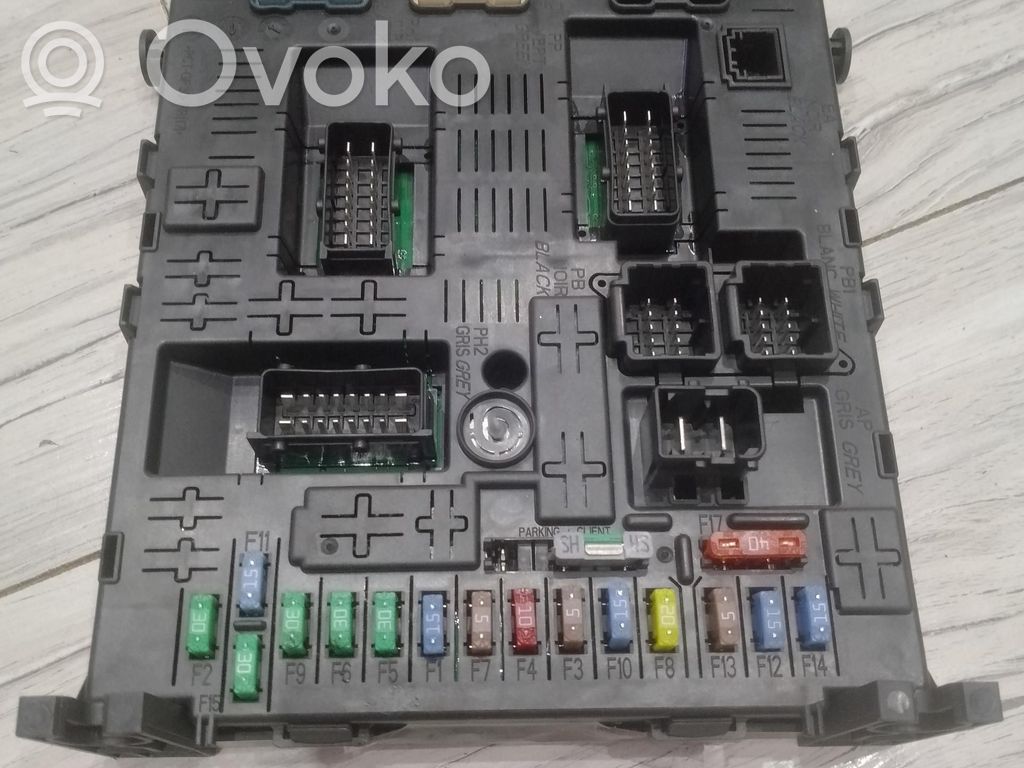 Citroen C4 Grand Picasso Comfort/convenience module 