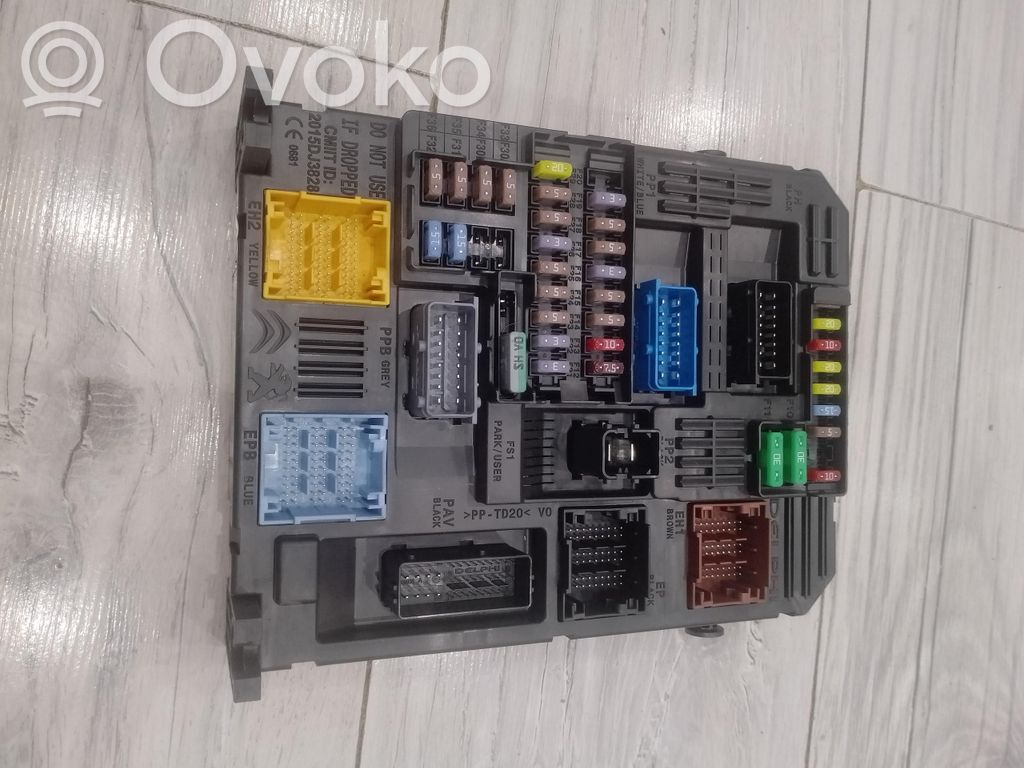 Citroen C4 Grand Picasso Comfort/convenience module 