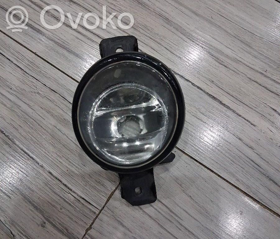 Renault Clio III Miglas lukturis priekšā 