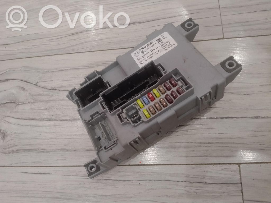 Fiat 500X Comfort/convenience module 