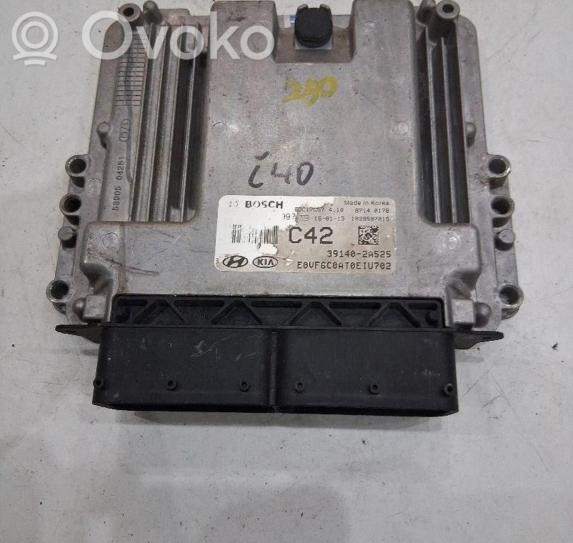 Hyundai i40 Engine control unit/module ECU 