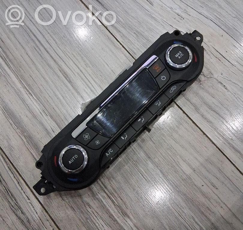 Ford C-MAX II Climate control unit 