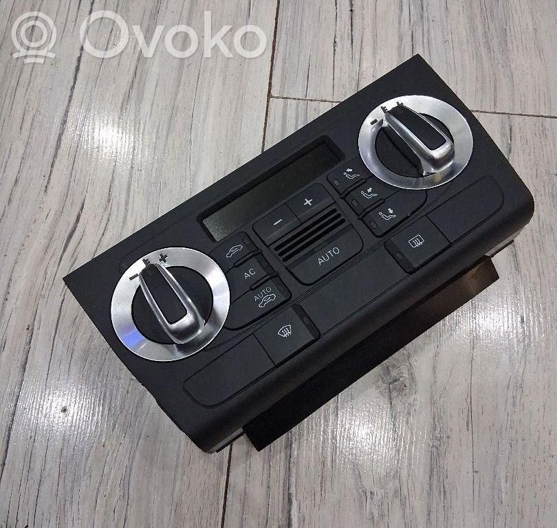 Audi A3 S3 8P Panel klimatyzacji 