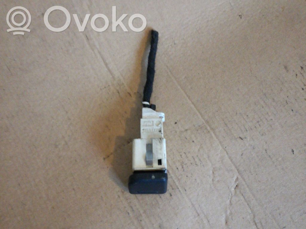 ESP (stability program) switch   8E1927134