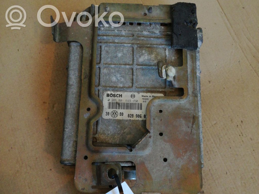 Volkswagen Golf III Engine control unit/module 
