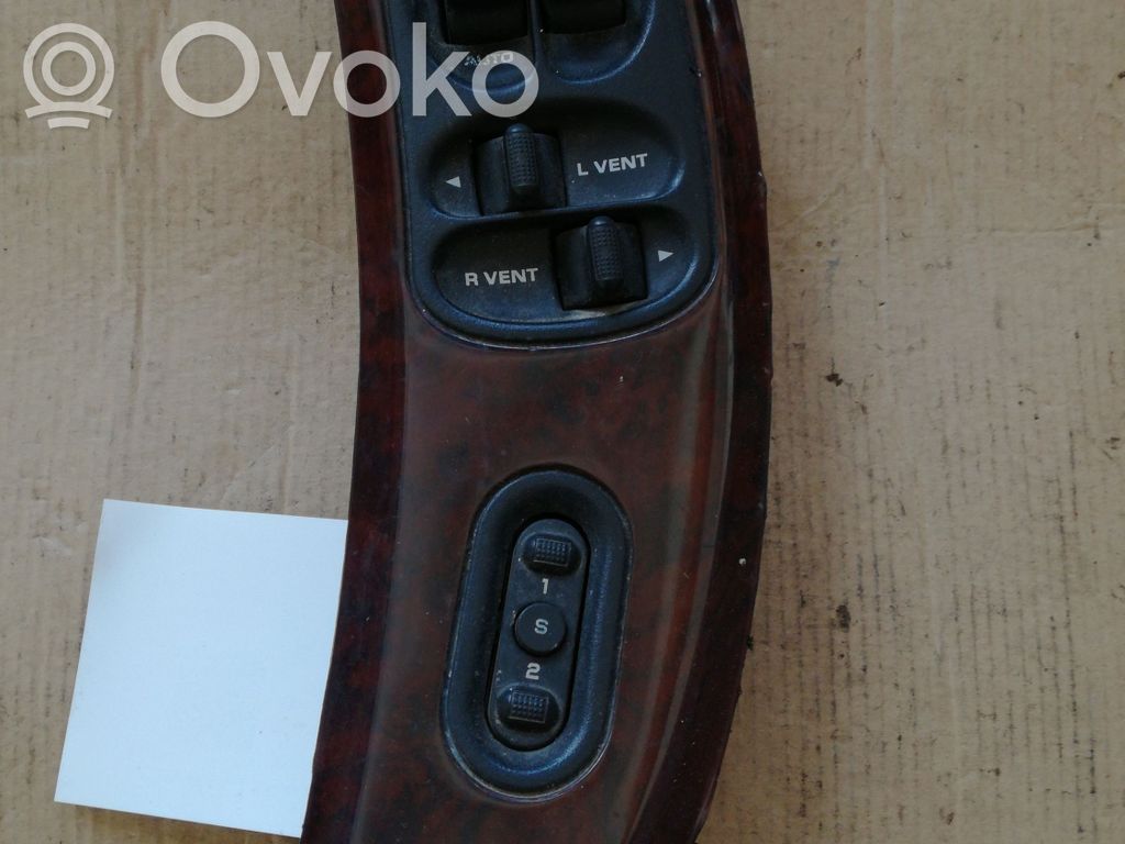 Chrysler Voyager Electric window control switch 