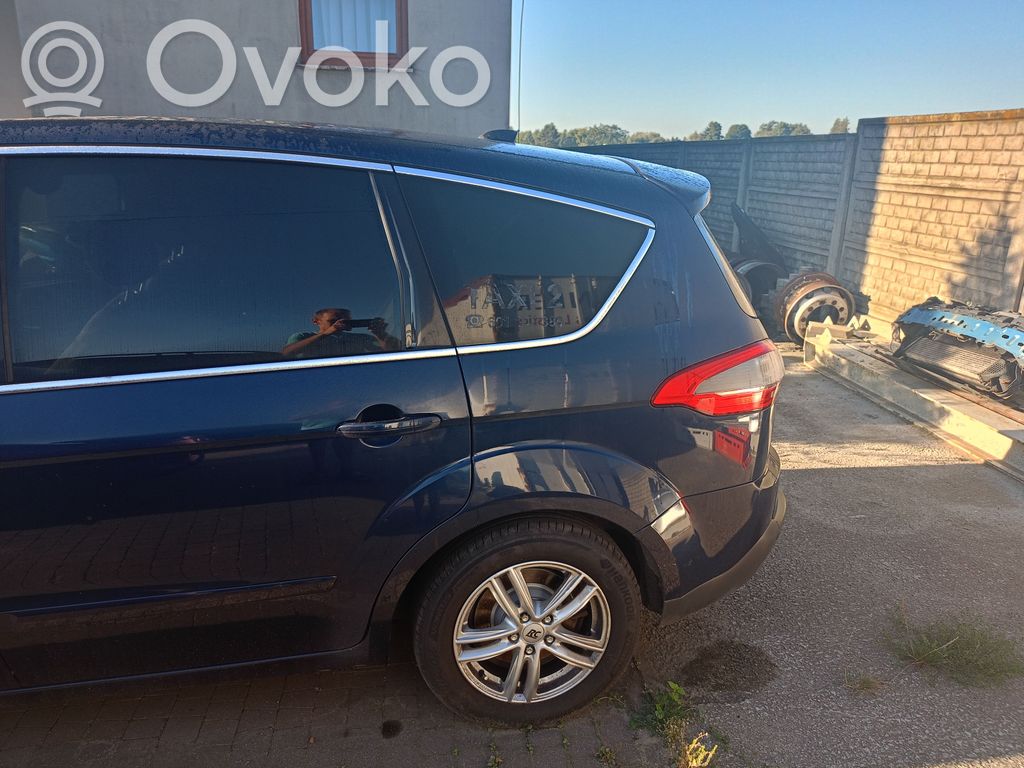Panel lateral trasero