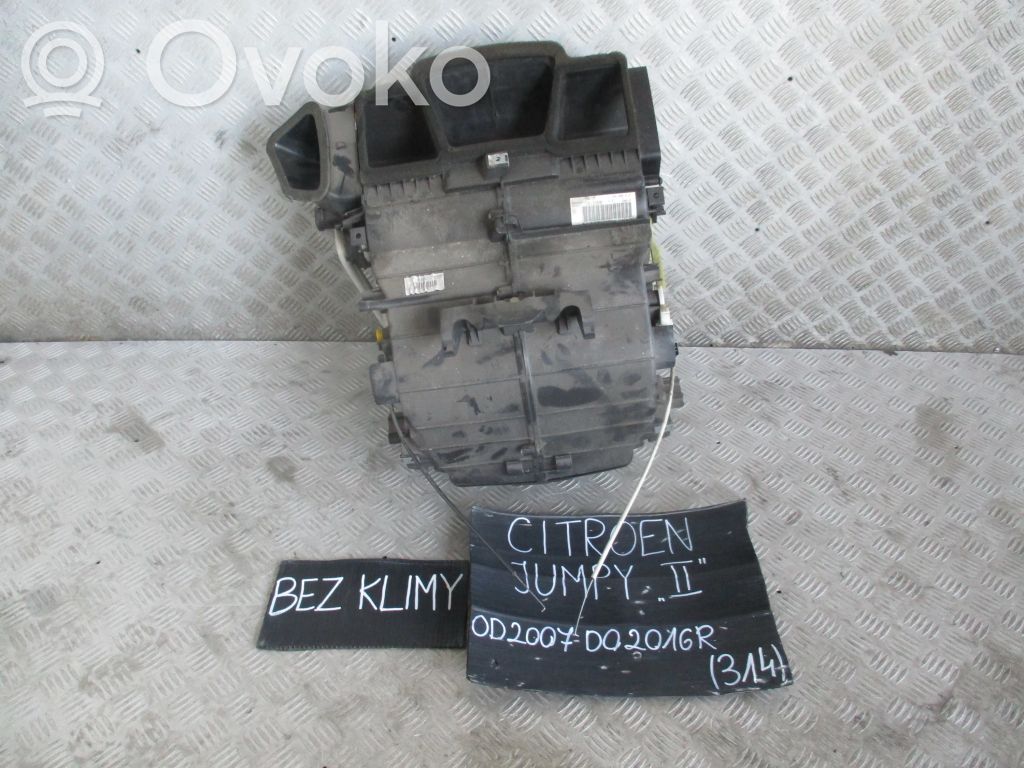 Interior heater climate box assembly housing   1401369880