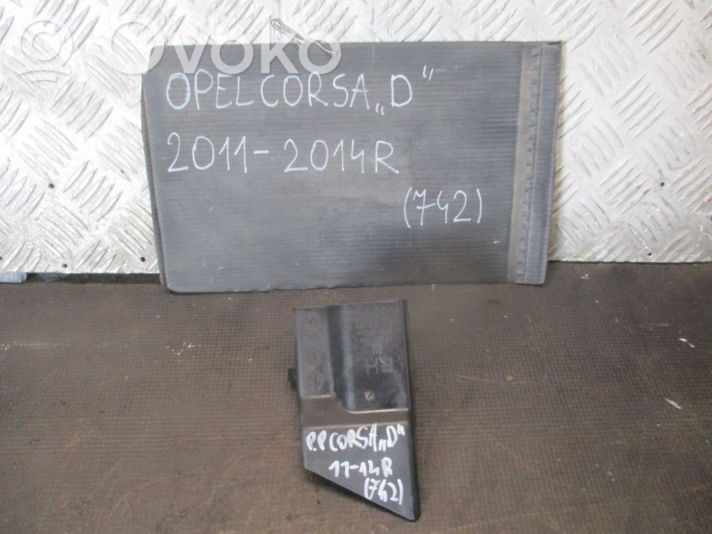 Opel Corsa D Front bumper mounting bracket 