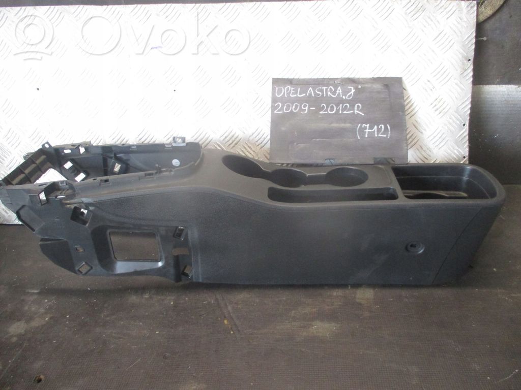 Opel Astra J Centrinė konsolė 