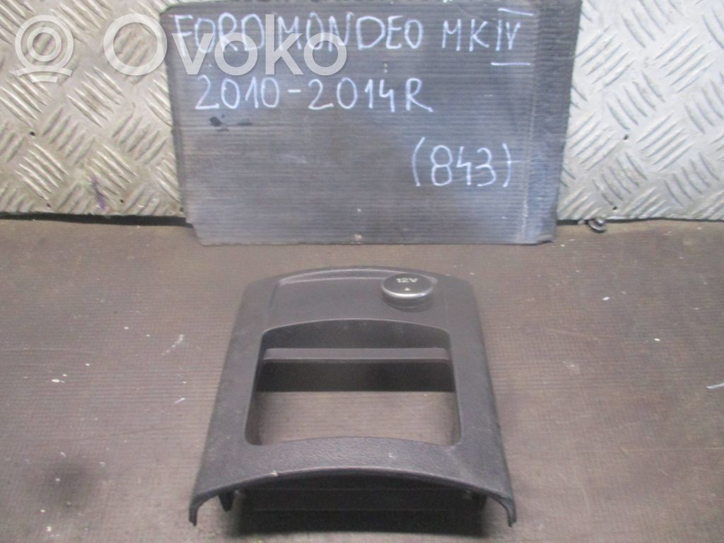 Ford Mondeo MK IV Autres éléments de console centrale 